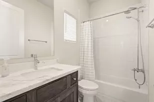 3413 Timbergrove Oaks St, Houston, TX 77008 - Photo 11