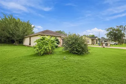 11005 Wiggins Street, Houston, TX 77029 - Photo 7