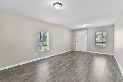 6905 Speaker Street, Hitchcock, TX 77563 - Photo 5