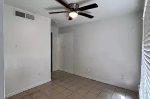 3900 Woodchase Dr, Houston, TX 77042 - Photo 9