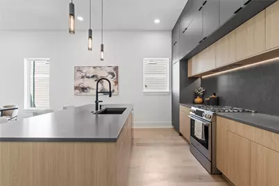 1030 W 24th Street #B, Houston, TX 77008 - Photo 15