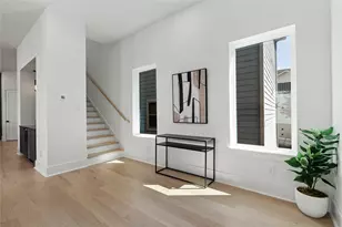 1030 W 24th St, Houston, TX 77008 - Photo 27