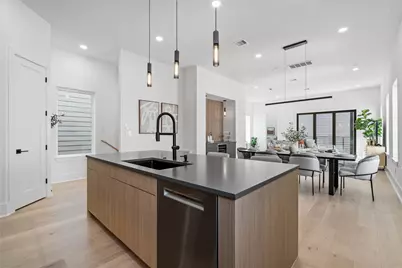 1030 W 24th Street #B, Houston, TX 77008 - Photo 13