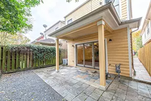 1324 Prince St, Houston, TX 77008 - Photo 25