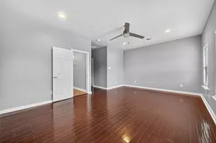 146 Disney St, Arcola, TX 77583 - Photo 31