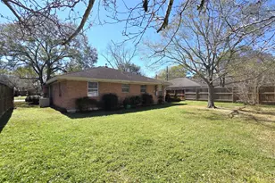 5322 Briarbend Dr, Houston, TX 77096 - Photo 5
