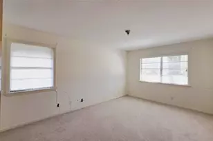 5322 Briarbend Dr, Houston, TX 77096 - Photo 11