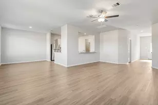 6404 Autumn Equinox Dr, Houston, TX 77048 - Photo 3