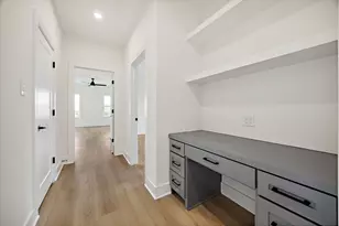 1203 E 27th St, Houston, TX 77009 - Photo 13