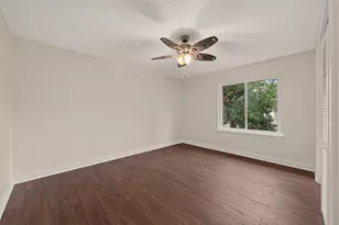 16906 Spruce Run Dr, Spring, TX 77379 - Photo 17