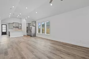 205 Sandhill Grv Trl, Waller, TX 77484 - Photo 7