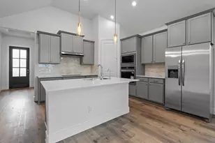 205 Sandhill Grv Trl, Waller, TX 77484 - Photo 3