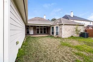 2006 Breezway Bend Ln, League City, TX 77573 - Photo 13