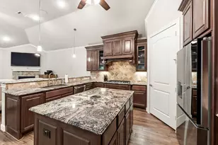 19 S Sandbells Park Ln, Montgomery, TX 77316 - Photo 13