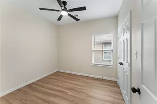 5323 Groveton St, Houston, TX 77033 - Photo 25