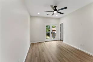 5323 Groveton St, Houston, TX 77033 - Photo 17