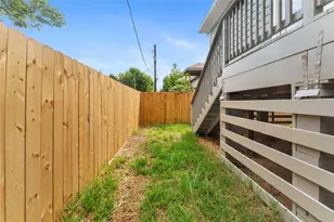 5323 Groveton St, Houston, TX 77033 - Photo 27
