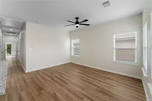 5323 Groveton St, Houston, TX 77033 - Photo 15