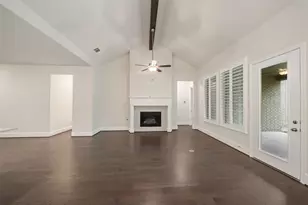 204 Bee Balm Ct, Conroe, TX 77304 - Photo 7