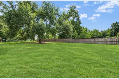 322 S Persimmon Street, Tomball, TX 77375 - Photo 35