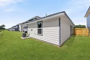 10835 N Baron Vlg Dr, Conroe, TX 77306 - Photo 15