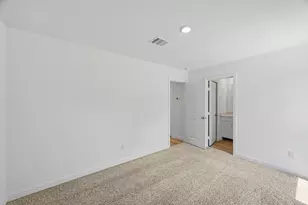 10835 N Baron Vlg Dr, Conroe, TX 77306 - Photo 11