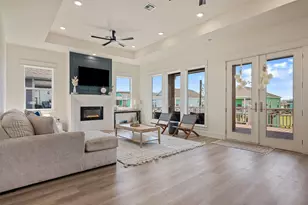 972 Driftwood Dr, Crystal Beach, TX 77650 - Photo 15