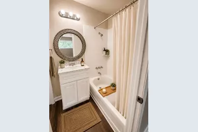 1756 W Main Street #7, Houston, TX 77098 - Photo 9