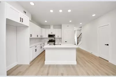 1316 W Willis Street, Alvin, TX 77511 - Photo 9