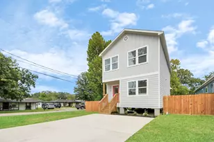 1316 W Willis St, Alvin, TX 77511 - Photo 43