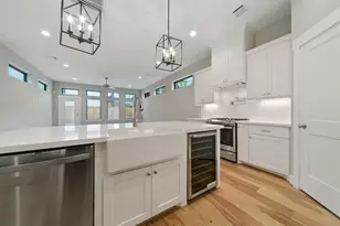 1119 E 27th St, Houston, TX 77009 - Photo 9