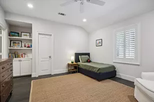 12222 Old Oaks Dr, Houston, TX 77024 - Photo 19