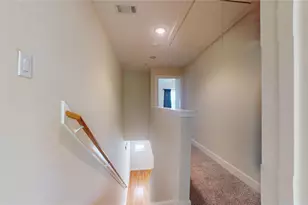 2710 Hullsmith Dr, Houston, TX 77063 - Photo 25