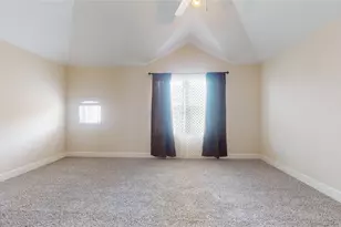 2710 Hullsmith Dr, Houston, TX 77063 - Photo 31