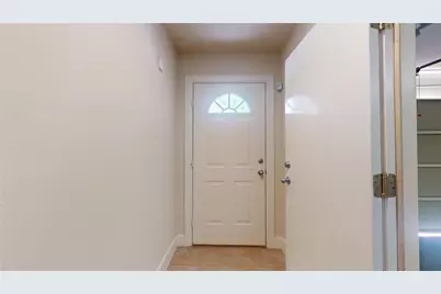 2710 Hullsmith Drive #202, Houston, TX 77063 - Photo 5