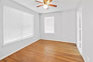 819 Oak St, La Marque, TX 77568 - Photo 5