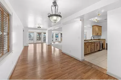 3102 Avenue S, Galveston, TX 77550 - Photo 9