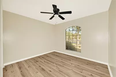 9851 Guest Street, Houston, TX 77078 - Photo 17