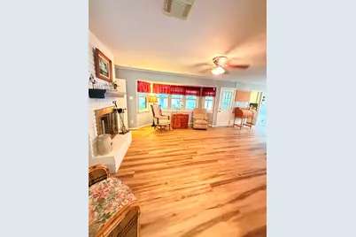 208 Pine Valley, Huntsville, TX 77320 - Photo 9
