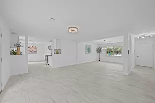 218 Southbrook Cir, Houston, TX 77060 - Photo 5