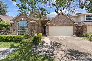 1214 Muirfield Pl, Houston, TX 77055 - Photo 1