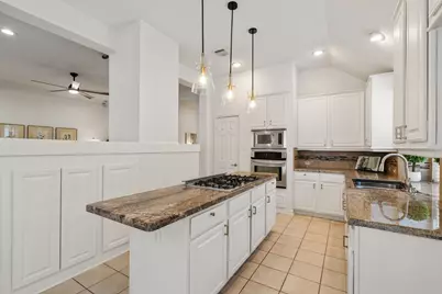 1214 Muirfield Place, Houston, TX 77055 - Photo 11