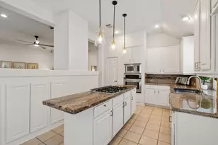 1214 Muirfield Pl, Houston, TX 77055 - Photo 11