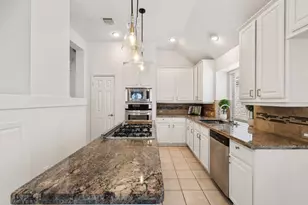 1214 Muirfield Pl, Houston, TX 77055 - Photo 13