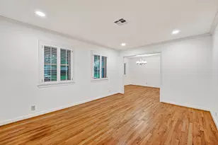 5006 Creekbend Dr, Houston, TX 77035 - Photo 23