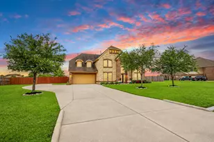 4410 Clearwater Rd, Baytown, TX 77523 - Photo 1