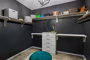 4410 Clearwater Rd, Baytown, TX 77523 - Photo 23