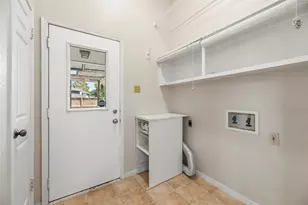 8106 Tall Firs Ln, Houston, TX 77095 - Photo 31