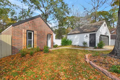 11 Bitterwood Court, The Woodlands, TX 77381 - Photo 3