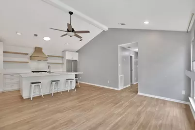 11 Bitterwood Court, The Woodlands, TX 77381 - Photo 11
